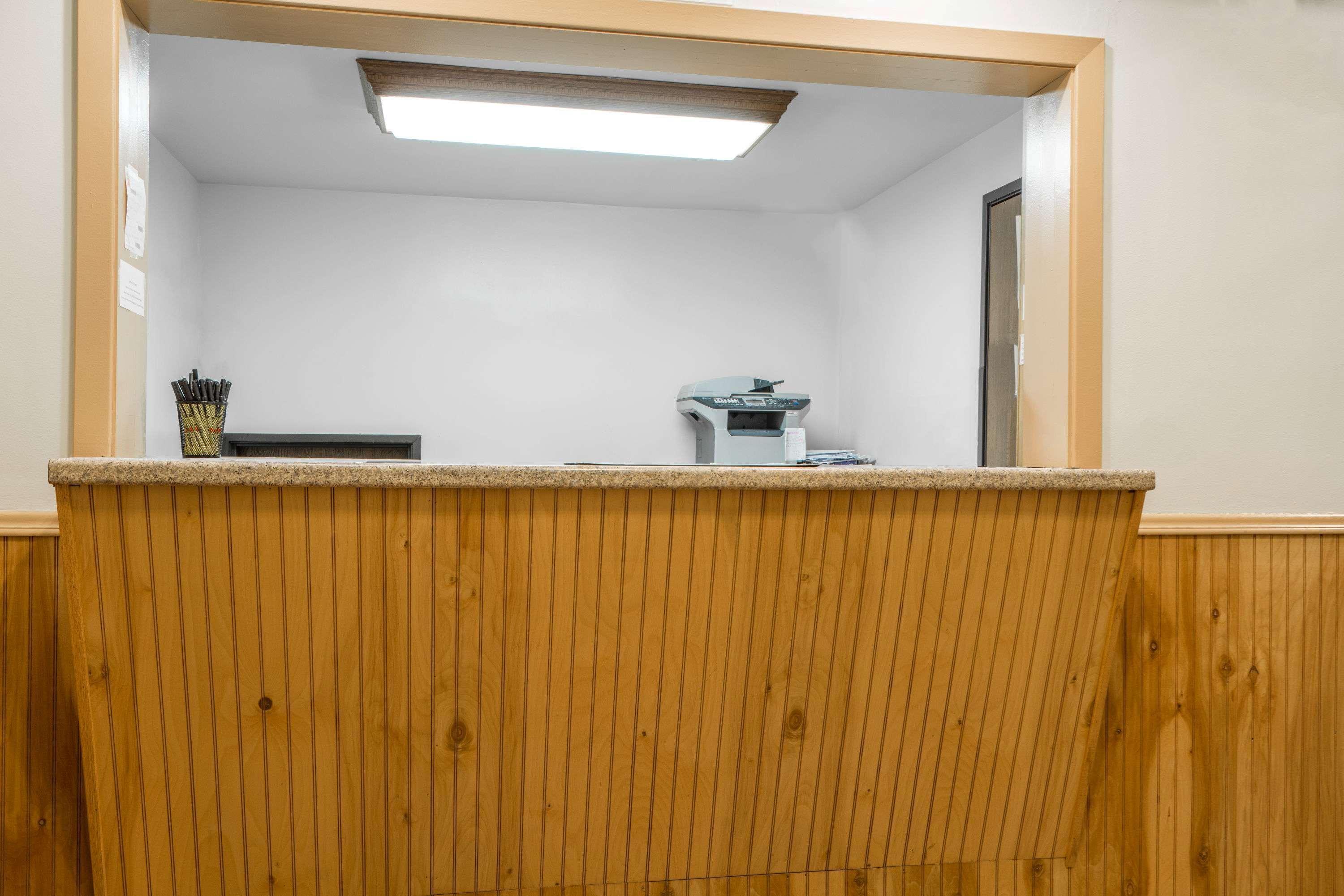Super 8 By Wyndham Fergus Falls ภายนอก รูปภาพ